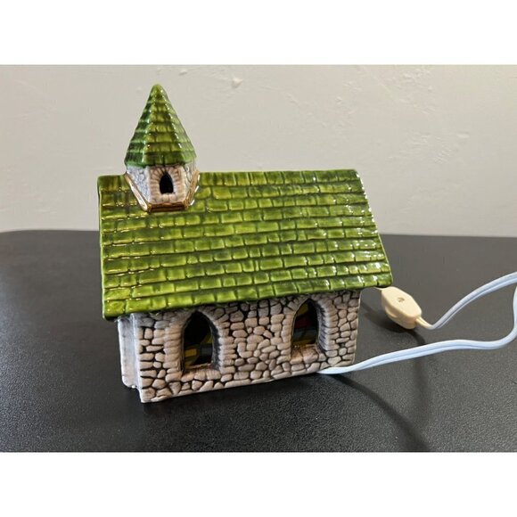 Vintage Ceramic Light Up Church Chapel Hand Painted Stained Glass 6.5" Tall - Picture 13 of 16